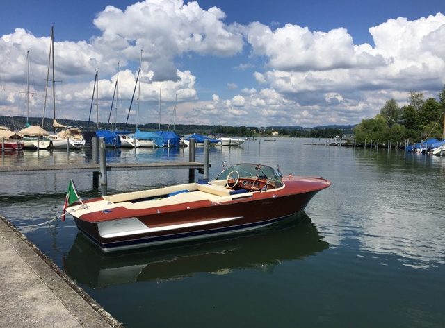 rivaolympiczuerichseechartermotorbootvermietungzuerichseeupwindsailing
